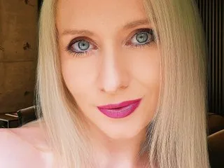 Live sex webcam photo for TheAlexaLondon #8491643