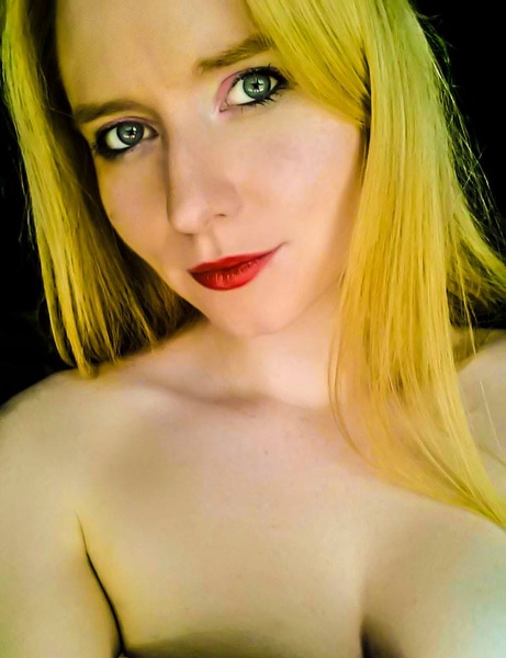 Live sex webcam photo for TheAlexaLondon #7247824