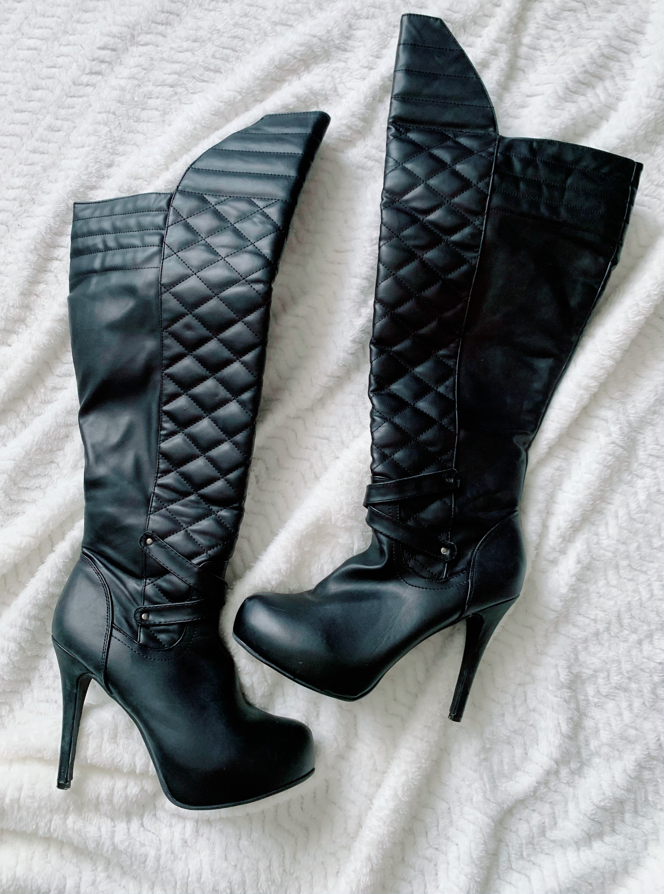 Live sex webcam photo for TheAlexaLondon #7248215