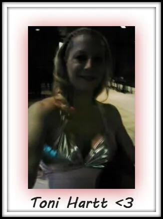 Live sex webcam photo for ToniHartt #6196072