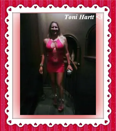 Live sex webcam photo for ToniHartt #6196071