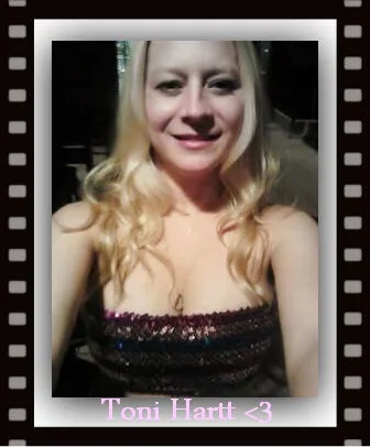 Live sex webcam photo for ToniHartt #2109641