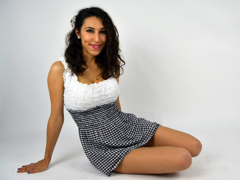 Live sex webcam photo for MayaBee #1958554