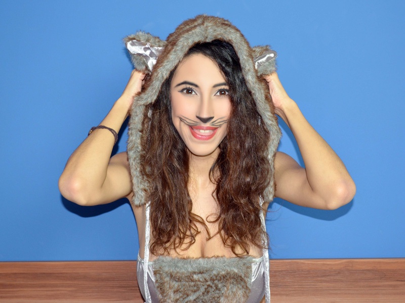 Live sex webcam photo for MayaBee #1958569