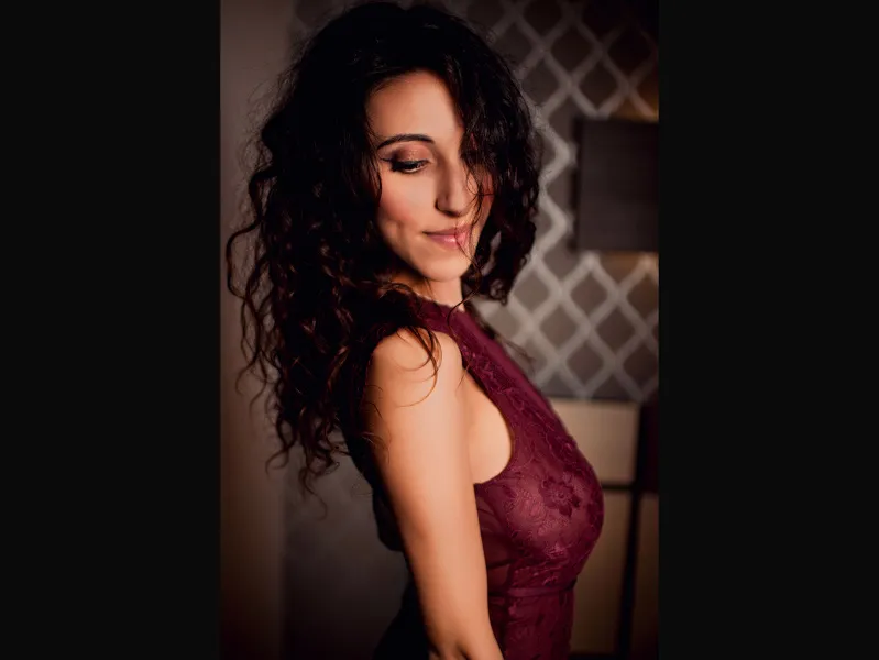 Live sex webcam photo for MayaBee #1958722