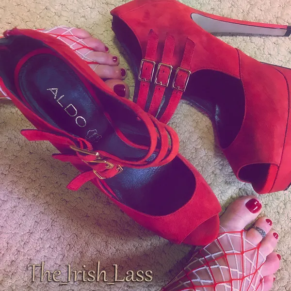 Live sex webcam photo for TheIrishLass #2144475