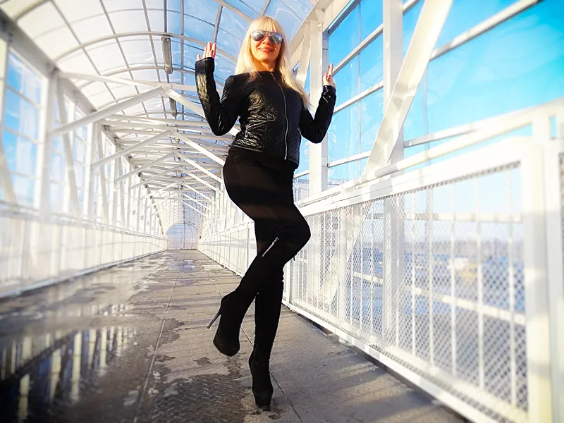 Live sex webcam photo for AlisaDeluxe #1939789