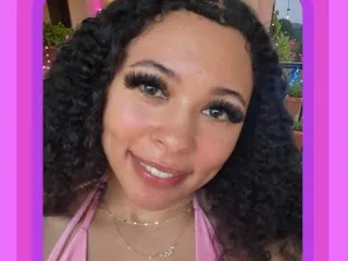 Live sex webcam photo for EdoraMarie #8632766