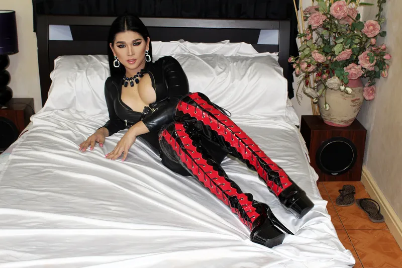 Live sex webcam photo for AffairToAGoddess #8652415