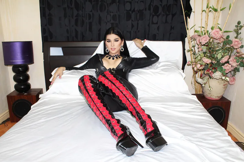 Live sex webcam photo for AffairToAGoddess #8652414