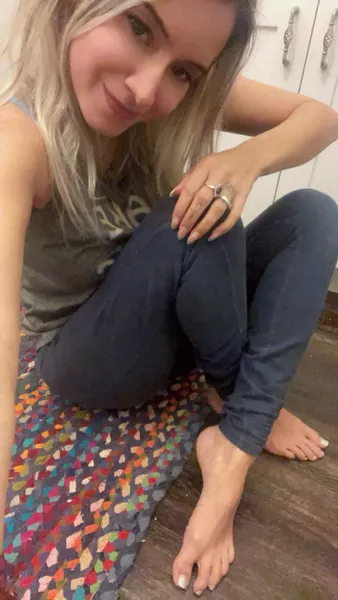 Live sex webcam photo for CelestialTorres #7236122