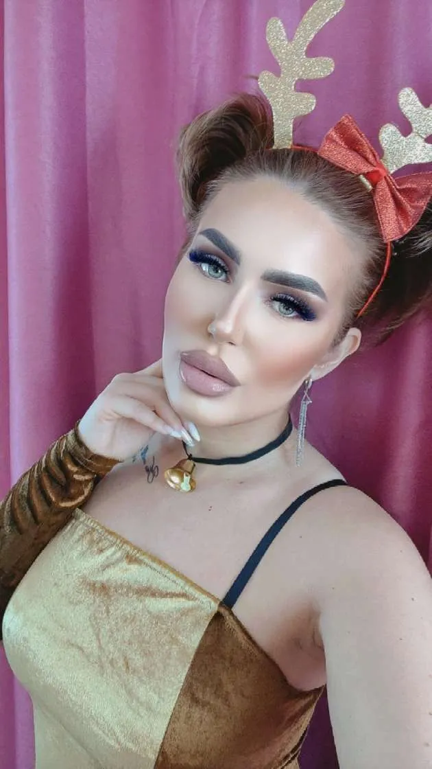 Live sex webcam photo for HessaMuslim #7266337