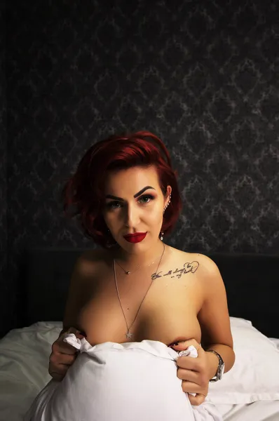 Live sex webcam photo for HessaMuslim #7266142