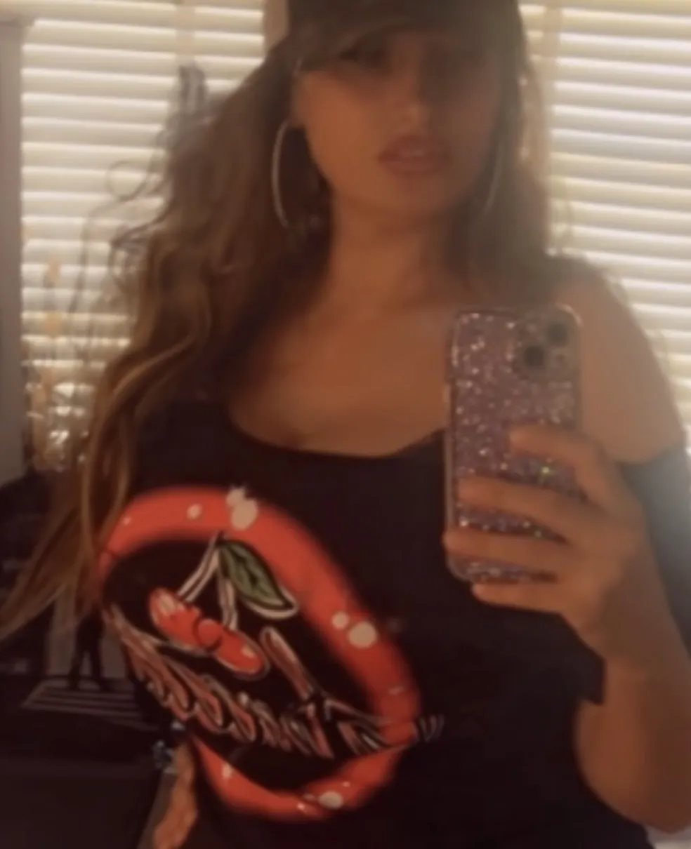 Live sex webcam photo for brookelynnsweet #7924551