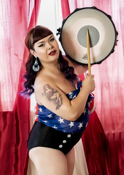 Live sex webcam photo for RoxanneM #5877359