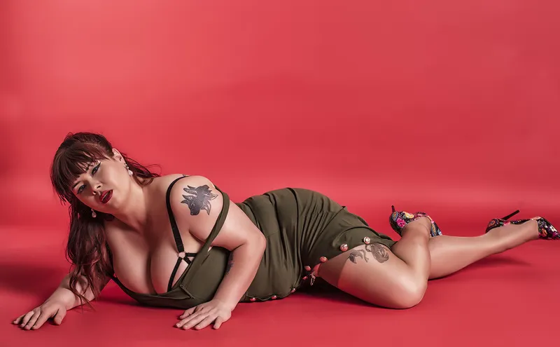 Live sex webcam photo for RoxanneM #1846001