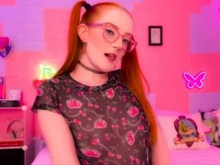 Live sex webcam photo for CherryFae #6403124