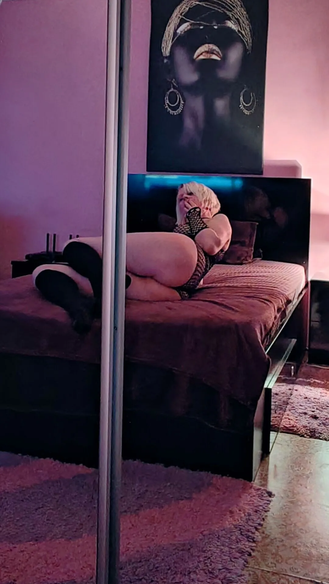 Live sex webcam photo for SuzzySun #7859989