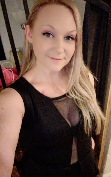 Live sex webcam photo for SaraBearXOXO #7919945