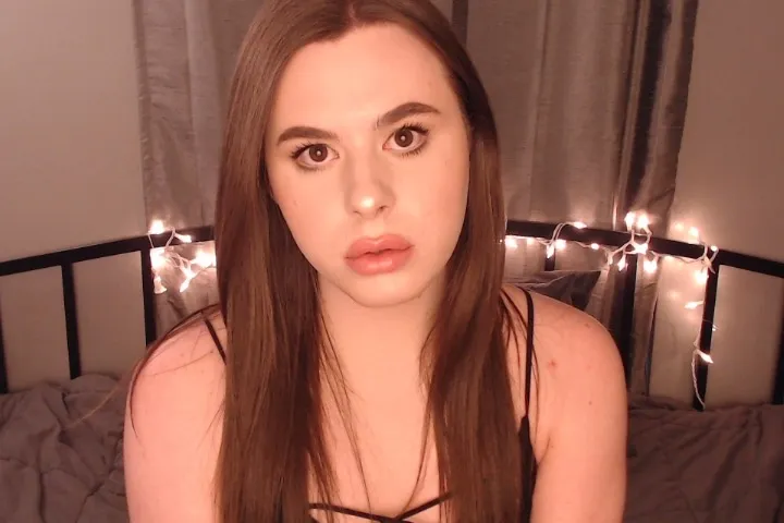 Live sex webcam photo for SerenaShieldsT #7370935