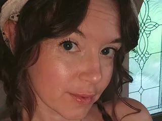 Live sex webcam photo for suzyque #8606789