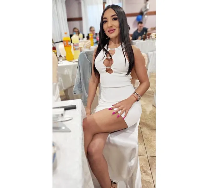 Live sex webcam photo for Roxy_Jenson #2285495