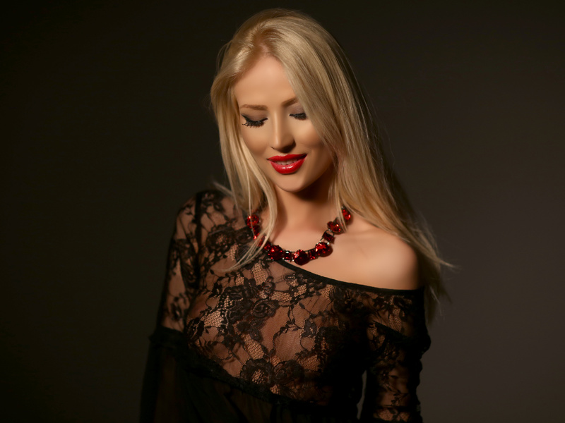 Live sex webcam photo for BeautifulAudrey #2193845