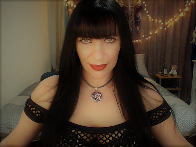 Live sex webcam photo for ChrystelleBelle #2052464