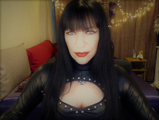 Live sex webcam photo for ChrystelleBelle #2052445