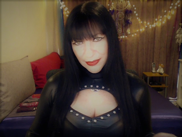 Live sex webcam photo for ChrystelleBelle #2052457