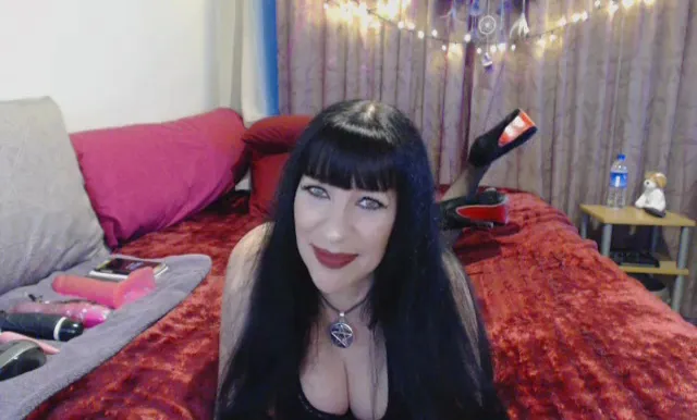 Live sex webcam photo for ChrystelleBelle #2052431