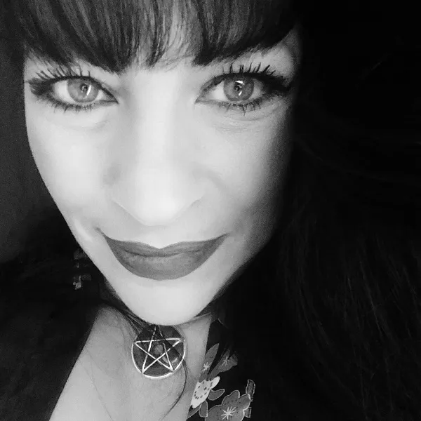 Live sex webcam photo for ChrystelleBelle #2052399