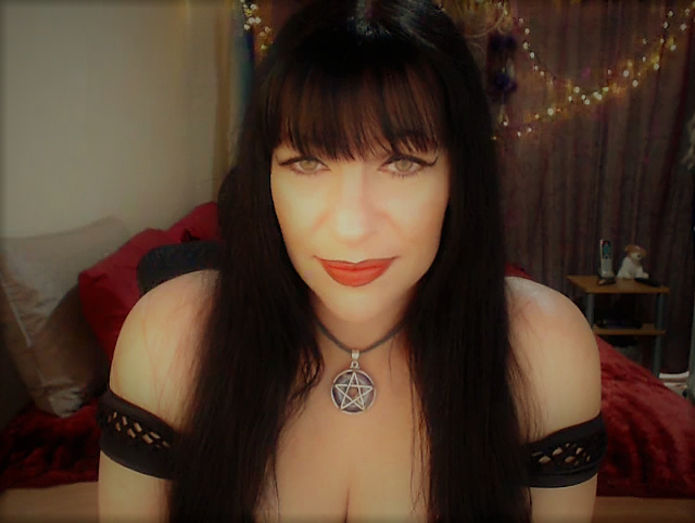 Live sex webcam photo for ChrystelleBelle #2052477