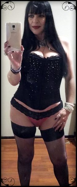 Live sex webcam photo for ChrystelleBelle #2052389