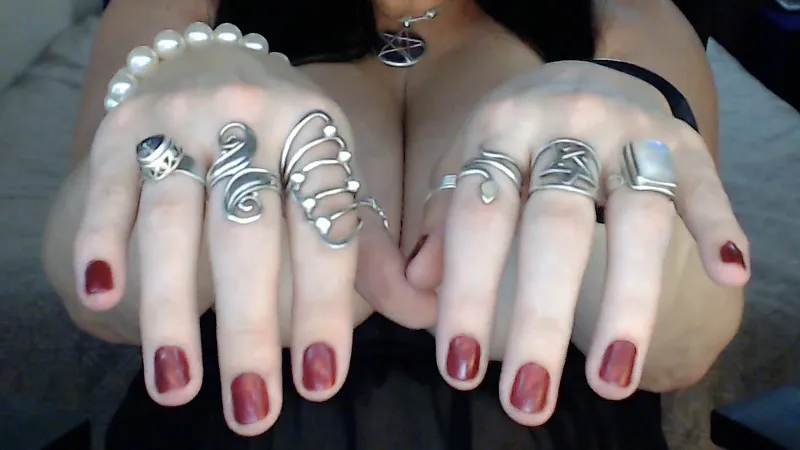 Live sex webcam photo for ChrystelleBelle #2052660