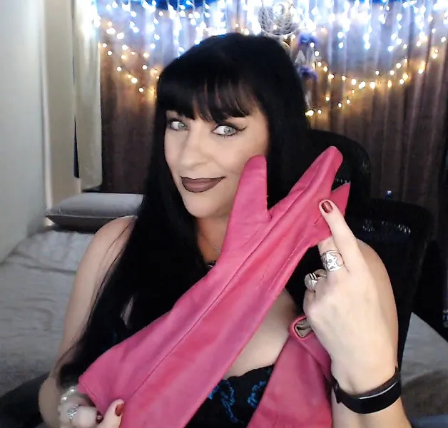 Live sex webcam photo for ChrystelleBelle #2052657