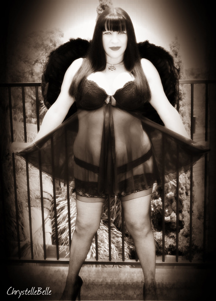 Live sex webcam photo for ChrystelleBelle #2052525