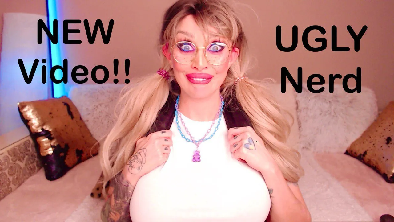 Live sex webcam photo for LoraFlower #7883764