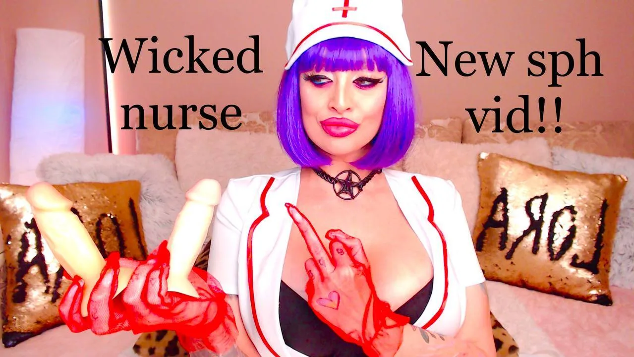 Live sex webcam photo for LoraFlower #7883702