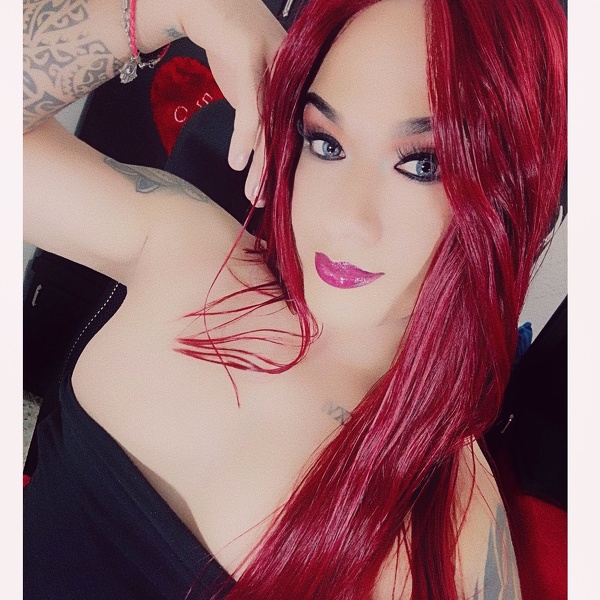 Live sex webcam photo for Sahara9inchss #1950623