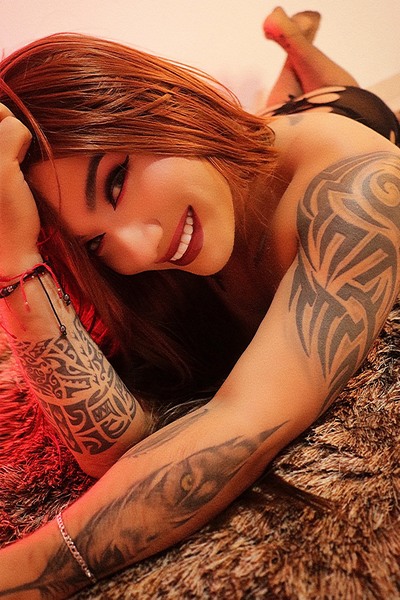 Live sex webcam photo for Sahara9inchss #2346381