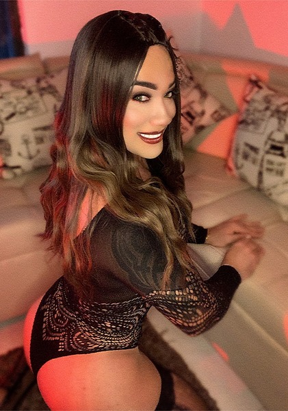 Live sex webcam photo for Sahara9inchss #2906877