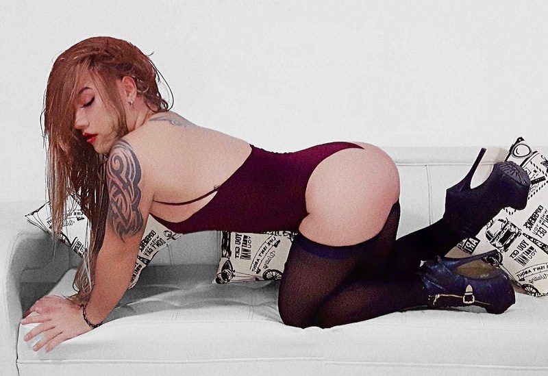 Live sex webcam photo for Sahara9inchss #2933990