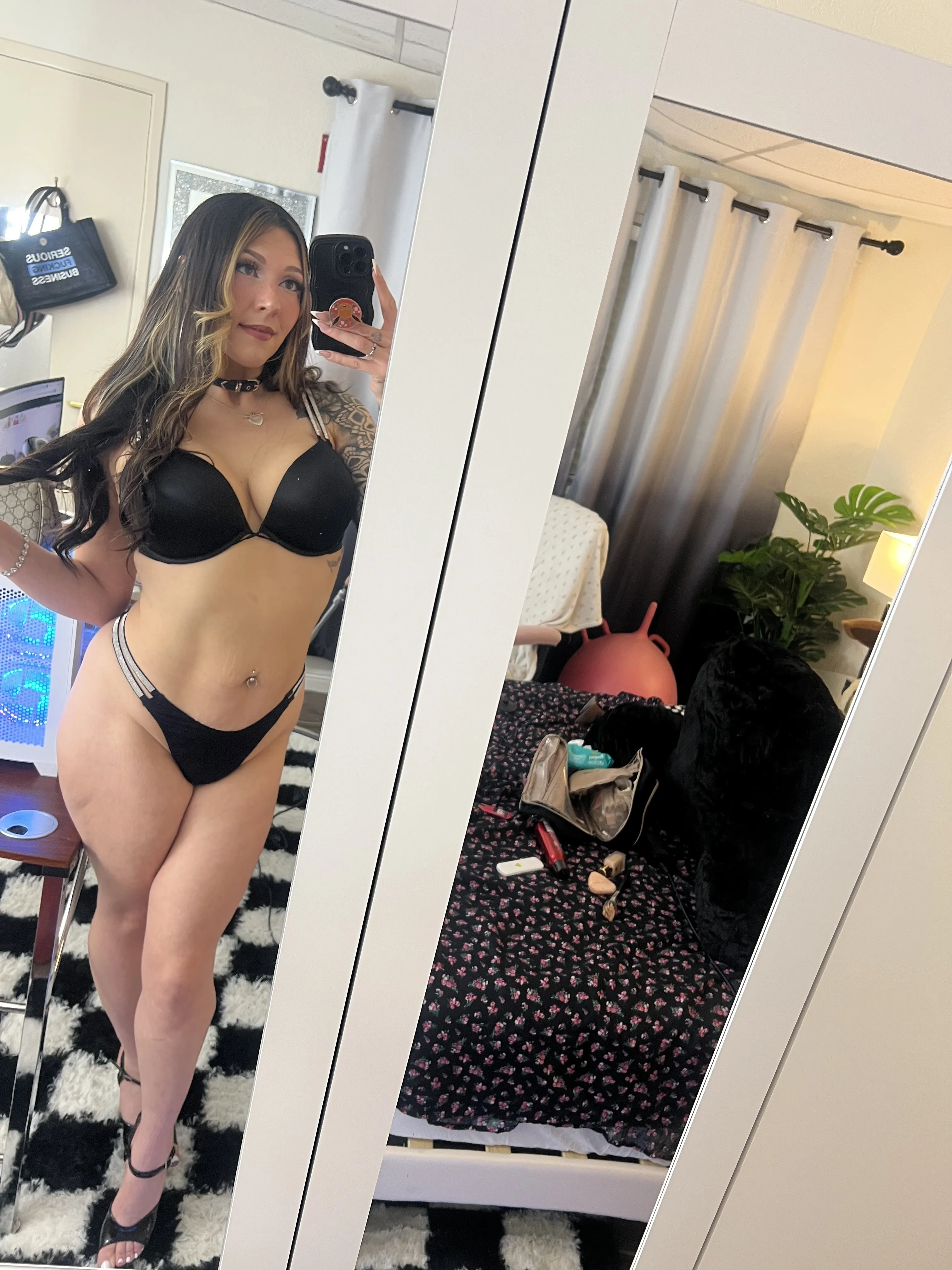 Live sex webcam photo for TaylorMarieX #8565918
