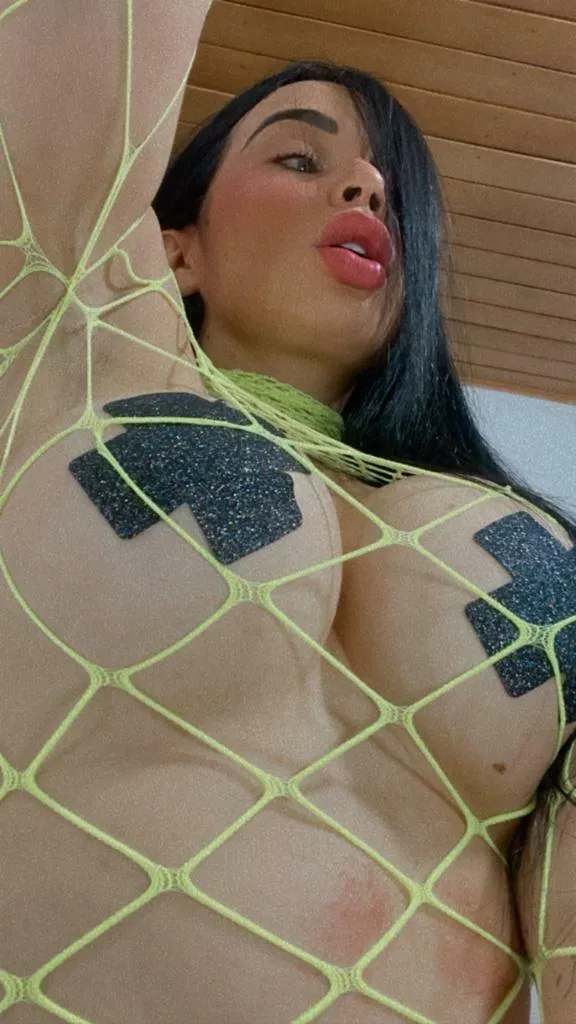 Live sex webcam photo for GuadalupeFuentes #7105599