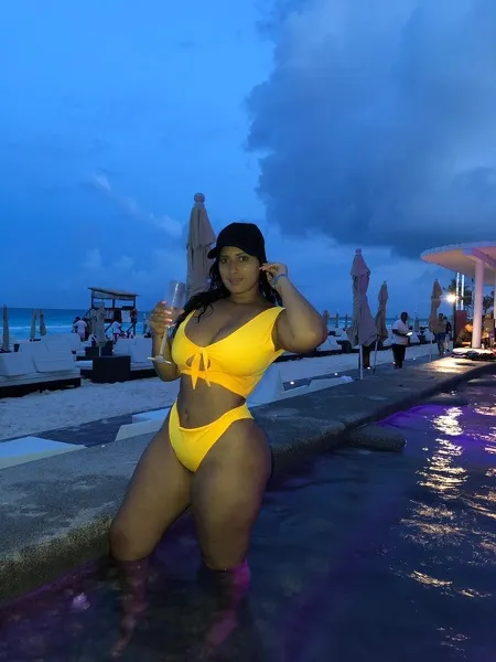 Live sex webcam photo for AileenFoxter #1794760