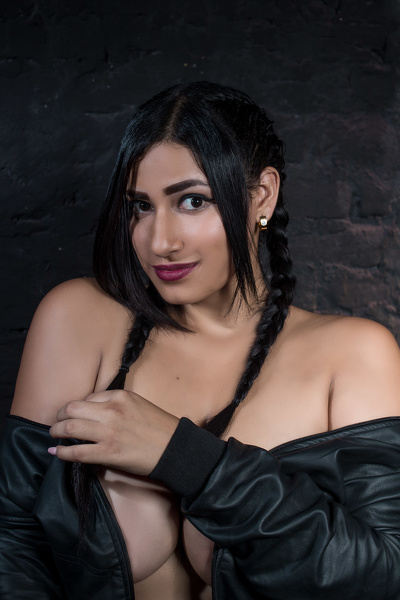 Live sex webcam photo for AileenFoxter #1794733