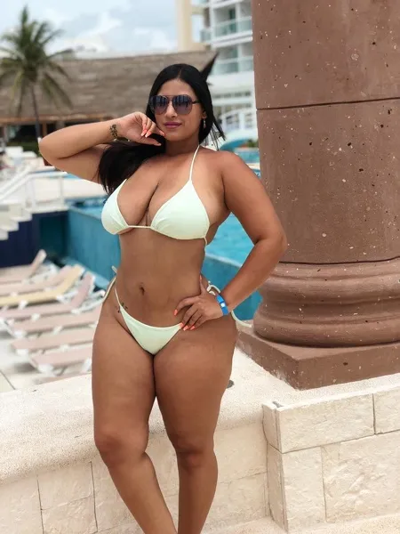 Live sex webcam photo for AileenFoxter #1794755