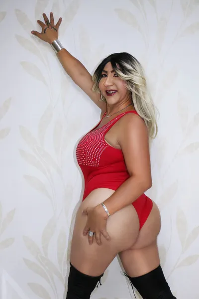 Live sex webcam photo for SEXYBAIS4YOU #8530691
