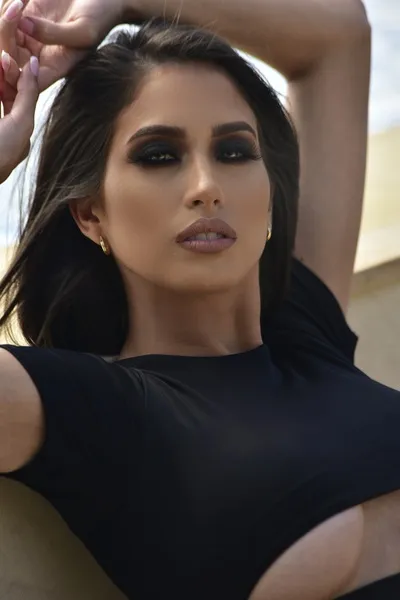 Live sex webcam photo for LeilaLeduc #4085517